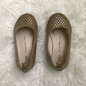 Gold foil polka dot flats